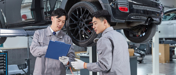 张雪峰谈汽车检测与维修技术专业的就业前景及2024年录取分数线分析